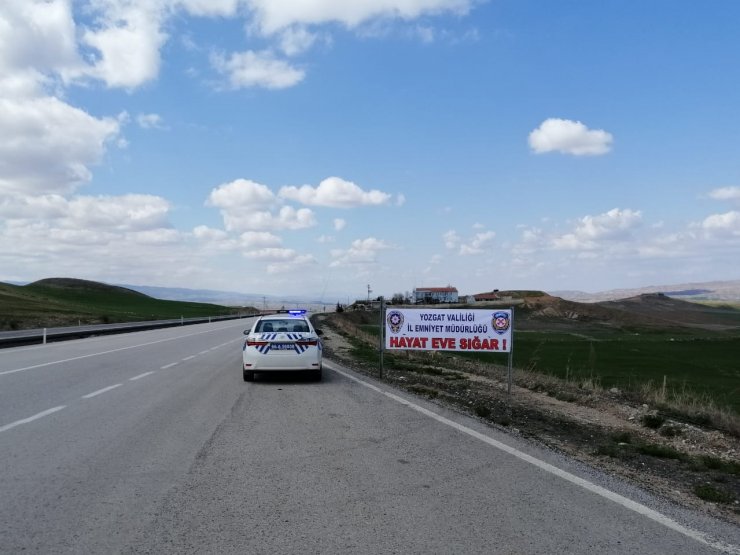 Trafik ekiplerinden “Evde kal” çağrısı