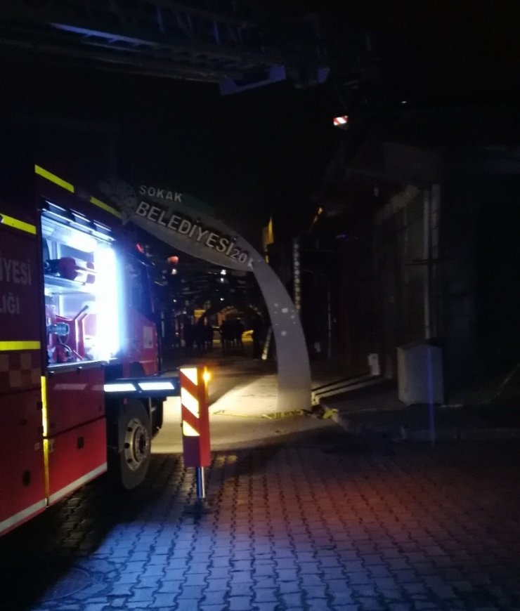 Van’da iş yeri yangını