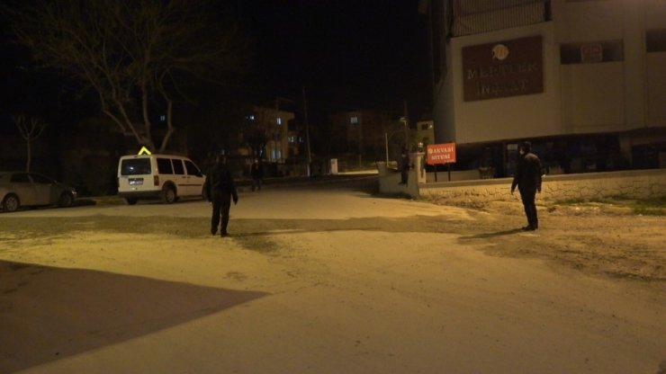 Hastaneden kaçan korona virüs şüphelisini polis yakaladı