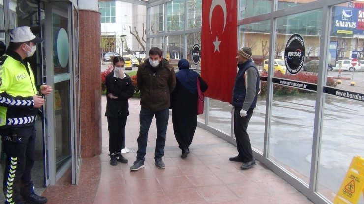 İnegöllü umreciler evlerine döndü