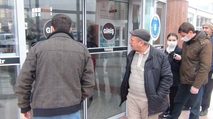 İnegöllü umreciler evlerine döndü