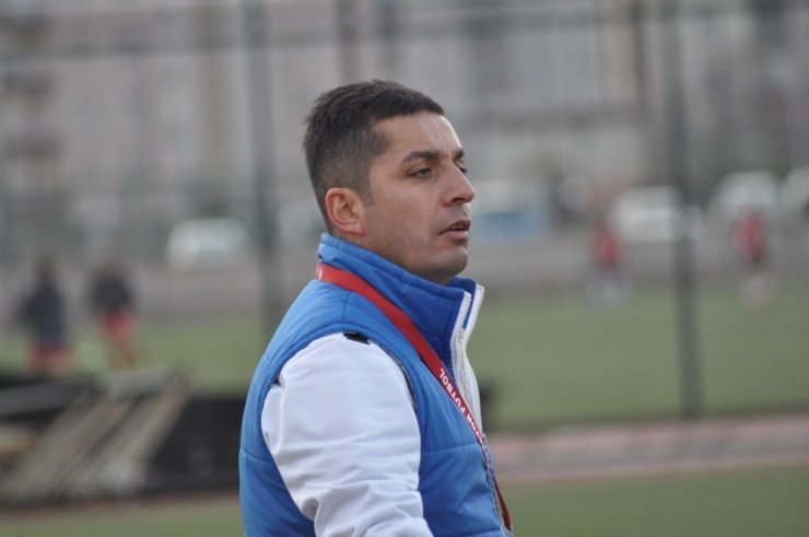 Kocasinan Ülküspor Antrenörü İbrahim Sungur: