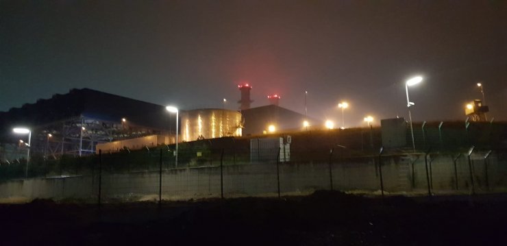 Kocaeli'de doğal gaz kombine çevrim santralindeki trafoda patlama oldu