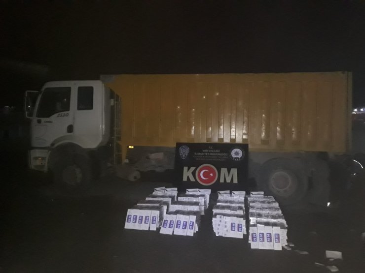 Van'da bir ayda yaklaşık 54 bin paket gümrük kaçağı sigara ele geçirildi