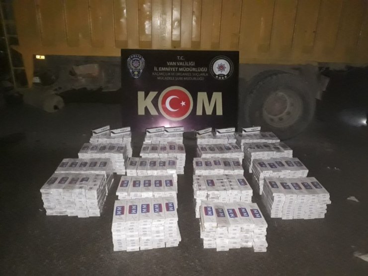 Van’da 53 bin 912 paket kaçak sigara ele geçirildi