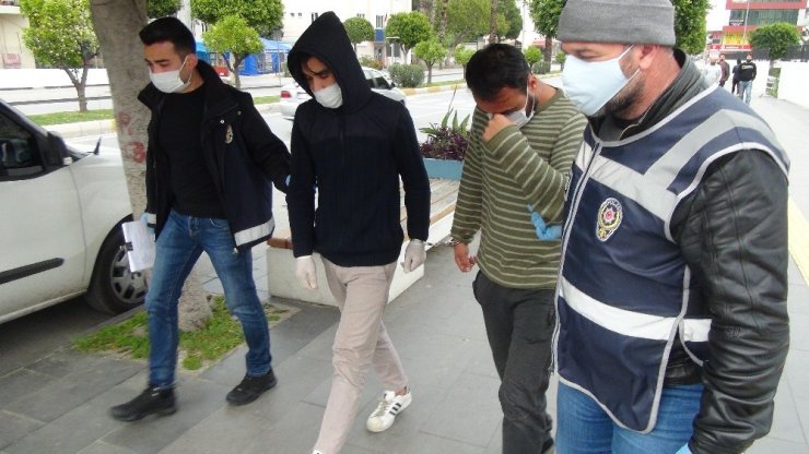 Yaşlı kadının tüm birikimini aldılar, "Biz de oyuna geldik" dediler