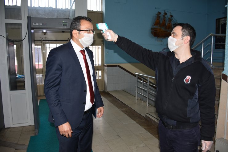 Bartın Kapalı ve Açık Ceza İnfaz Kurumunda tüm personel izole edildi