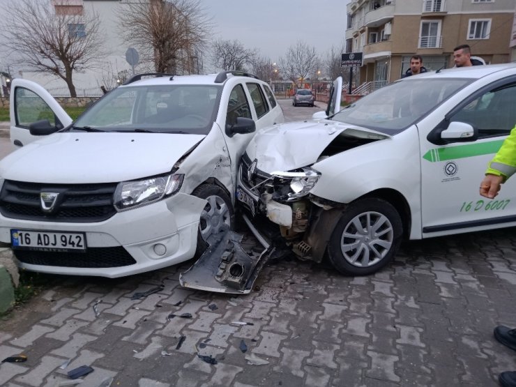 Bursa’da trafik kazası: 2 yaralı