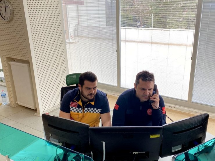 Eskişehir Sağlık Müdürü Bilge 112 Acil Servis Komuta Kontrol Merkezi ziyaret etti