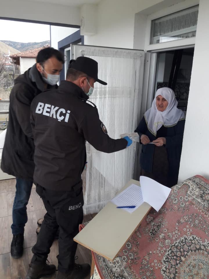 Kahramankazan'da sosyal destek ödemeleri devam ediyor