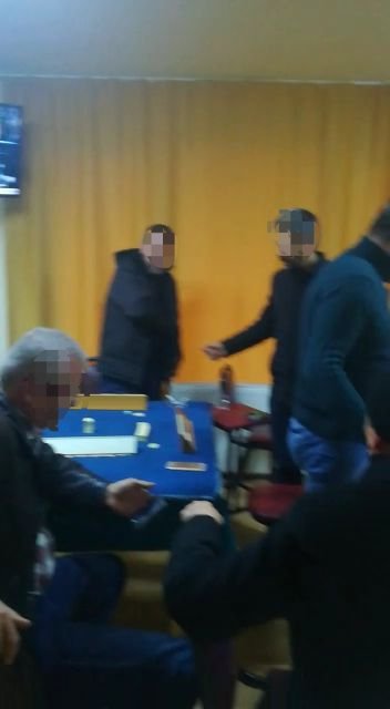 Sakarya'da "sosyal mesafe" kuralını ihlal eden 12 kişiye para cezası