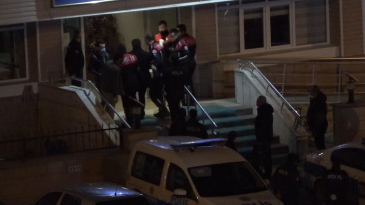 Kırıkkale’de gece yarısı kumar operasyonu: 14 kişiye sosyal mesafe cezası