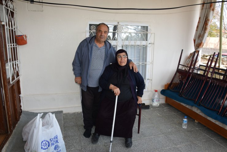 Konyalı yaşlı çiftten Milli Dayanışma Kampanyası'na destek