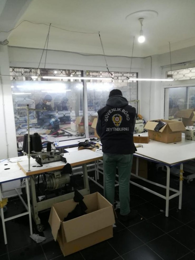 Zeytinburnu’nda kaçak maske operasyonu: 4 atölye mühürlendi