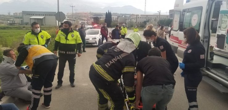 Denizli’de trafik kazası: 2 yaralı