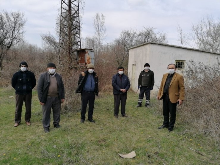 Hem halka hizmet ediyorlar hem de suçlularla mücadele ediyorlar