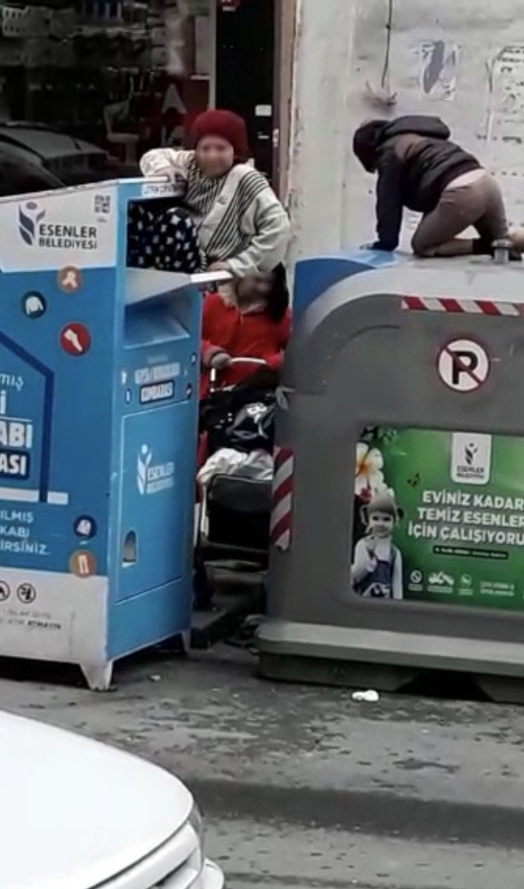 Yasağa uymayan çocuklar, çöp konteynerine girerek giysi topladı
