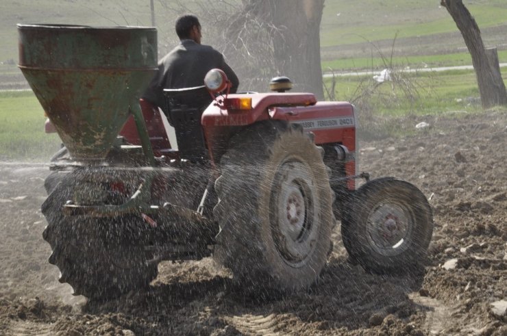 Patates diyarı Şuhut üretime hazırlanıyor