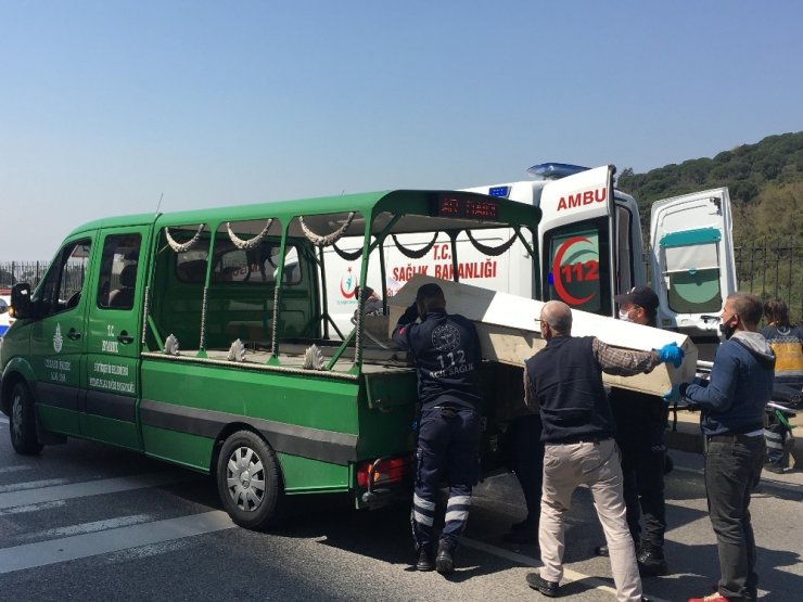 Maltepe’de intihar: Eşiyle boşanma aşamasında olan adam gölete atladı