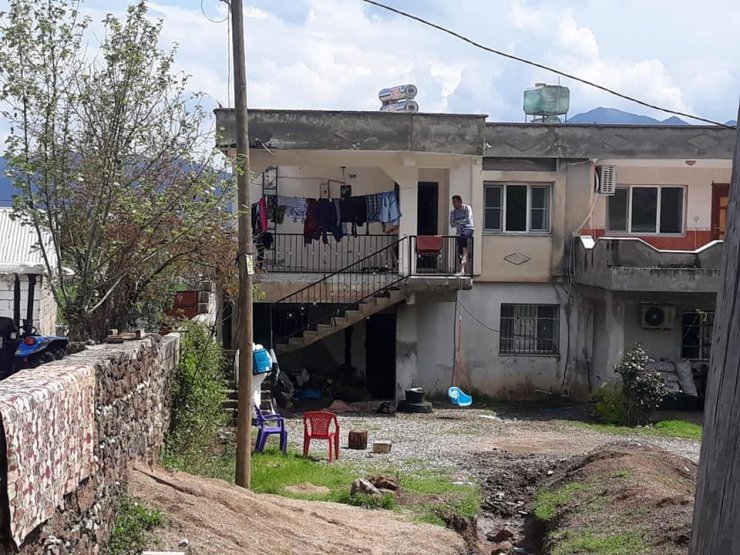 Karantina altında bulunan evler dezenfekte edildi
