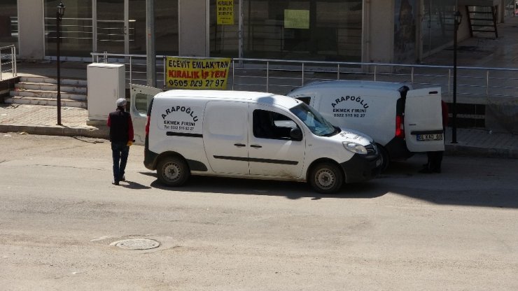 Mobil fırınlar sahada, polisler devriyede