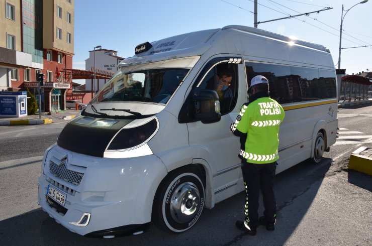 Gaziantep, Şanlıurfa, Malatya ve Kahramanmaraş'ta yasağının ardından sokaklar boşaldı