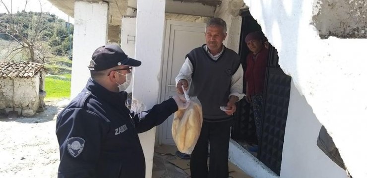 Fırıncılar sokak sokak gezdi vatandaşa ekmek ulaştırdı