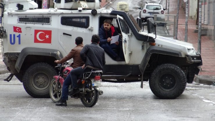 Yeni güne uyanan Silvan sessizliğe büründü