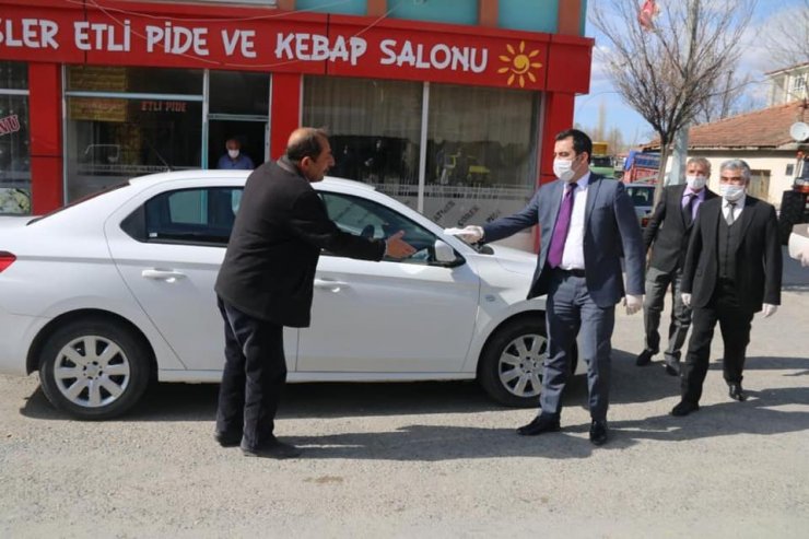 Ulaş'ta maske dağıtıldı