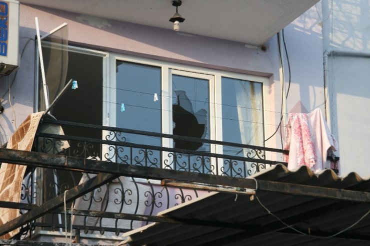 Denizli'de 2 gündür süren aile kavgasına, polis sosyal mesafe cezası kesti