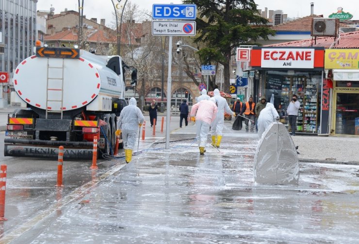 Kırşehir'de dezenfekte çalışmaları sürüyor