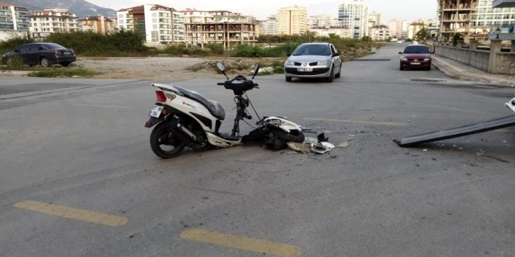 Antalya'da Motosiklet Kazası