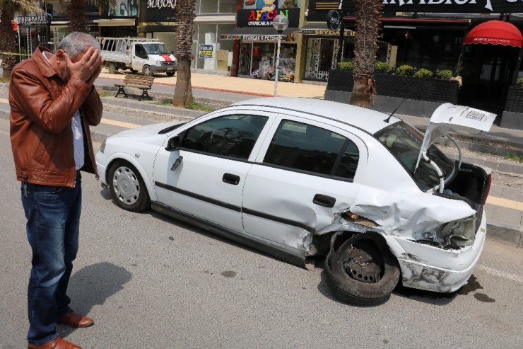 Kahramanmaraş'ta Otomobil 5 Araca Çarparak Durabildi