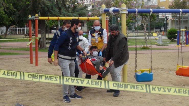 Antalya'da dehşet anları! 4 aylık bebeğe bıçak dayadı
