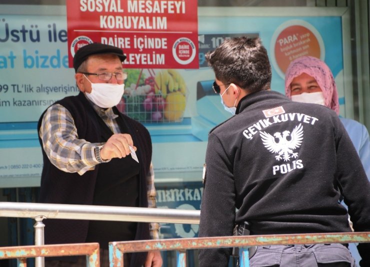 Kırıkkale'de tedbirsiz kuş uçmuyor! 850 kişiye ceza