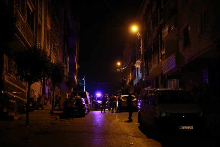 İstanbul Sultangazi'de 3 Bina Tahliye Edildi