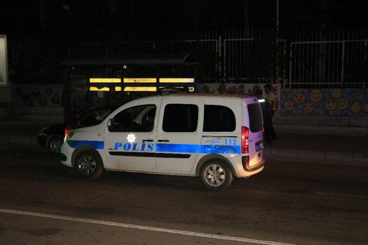Adana'da dur ihtarına uymayan şüpheli cinayet zanlısı çıktı