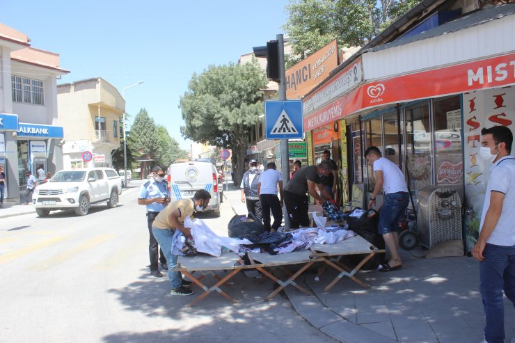 Konya'da 'sosyal mesafesiz' alışverişe tepki yağdı