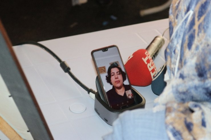 Diyarbakır'daki ailelerden Almanya'da evlat nöbeti tutan anneye destek