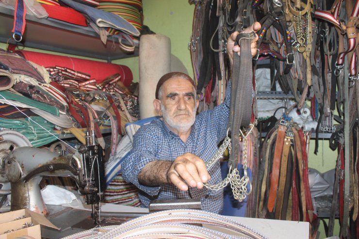 Konyalı saraç ustası 79 yaşındaki çalışma azmiyle örnek oluyor