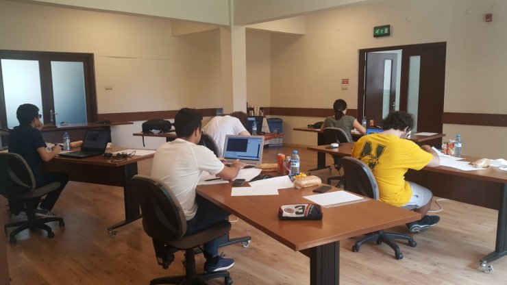 TÜBİTAK Olimpiyatlarda 5 ödül birden kazandı