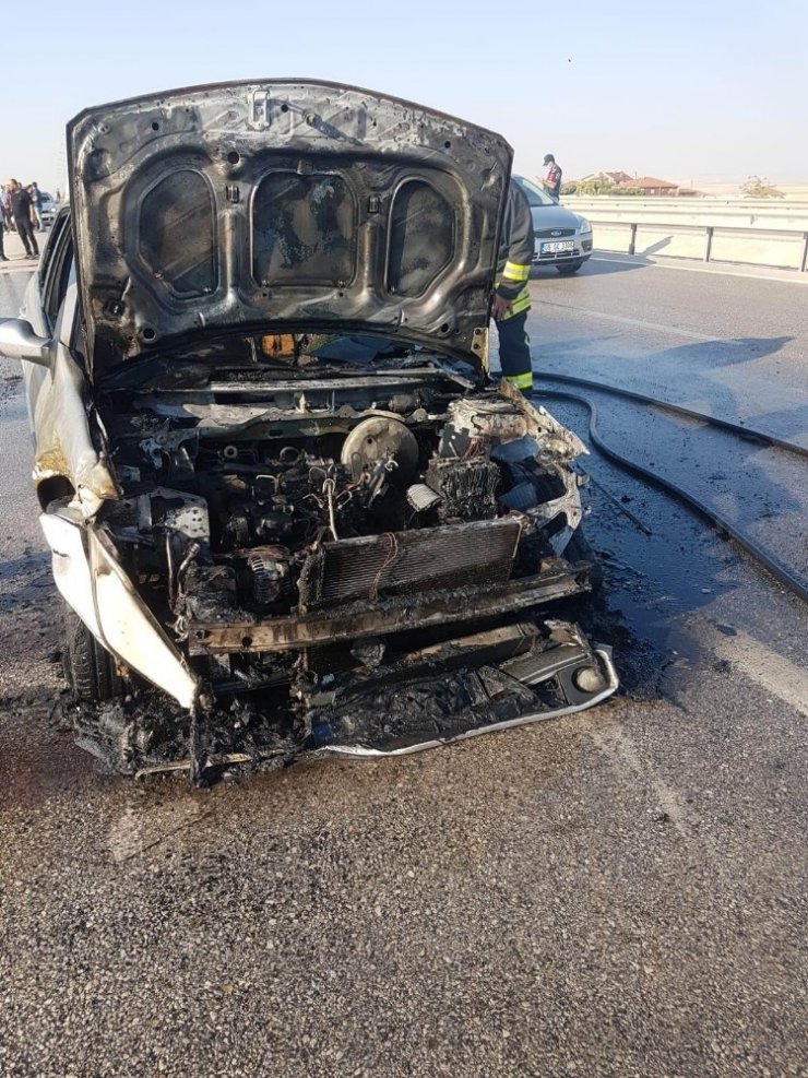 Yola çıkmadan önce aracınızı iyice kontrol ettirin! Bu görüntü Konya'dan