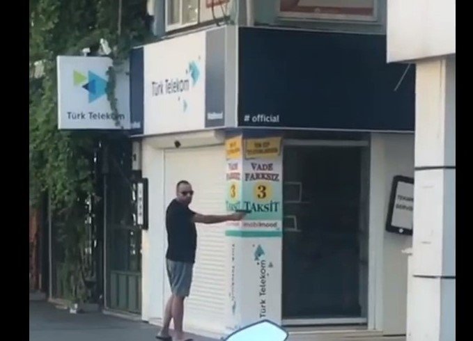 Husumetli esnafların silahlı kavgası görüntülendi