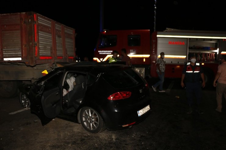 Bir kaza haberi da Manisa'dan! Kaza sonrası can pazarı