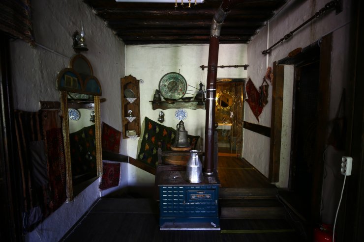 Bu eserler ve bu sokak Konya'da! Muhakkak ziyaret edin