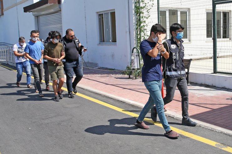 14 ilde FETÖ operasyonu! 2 zanlı tutuklandı 17'sinin işlemleri sürüyor