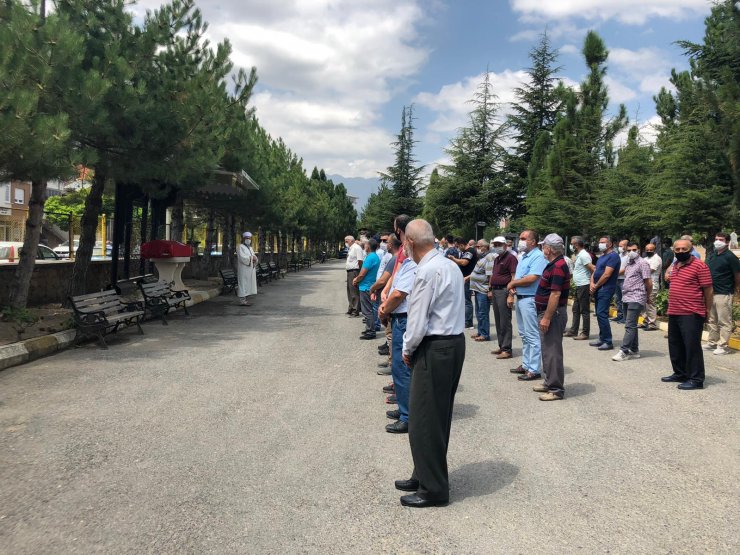 Konya'nın son Kore gazilerinden Mehmet Çoban ebedi yurduna uğurlandı
