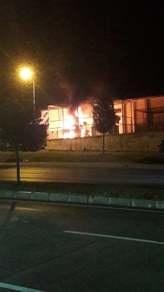 Trafodan yükselen alevler paniğe neden oldu