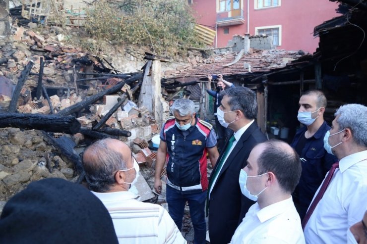 Acı haberi Vali açıkladı! Yangında 4'ü çocuk 5 kişi öldü