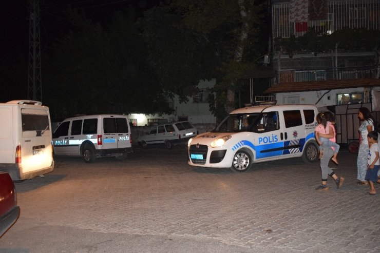 Öfkeli koca darp ettiği eşini pompalı tüfekle yaraladı